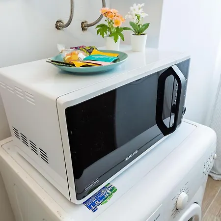 Colorful Flat With Excellent Location Near Trendy Attractions In Kadikoy *