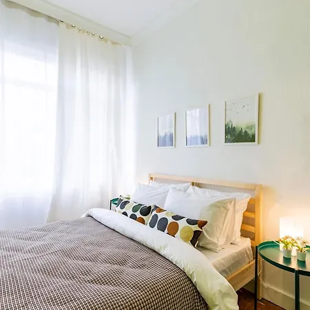 Daire Colorful Flat With Excellent Location Near Trendy Attractions In Kadikoy *