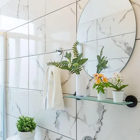 Colorful Flat With Excellent Location Near Trendy Attractions In Kadikoy İstanbul